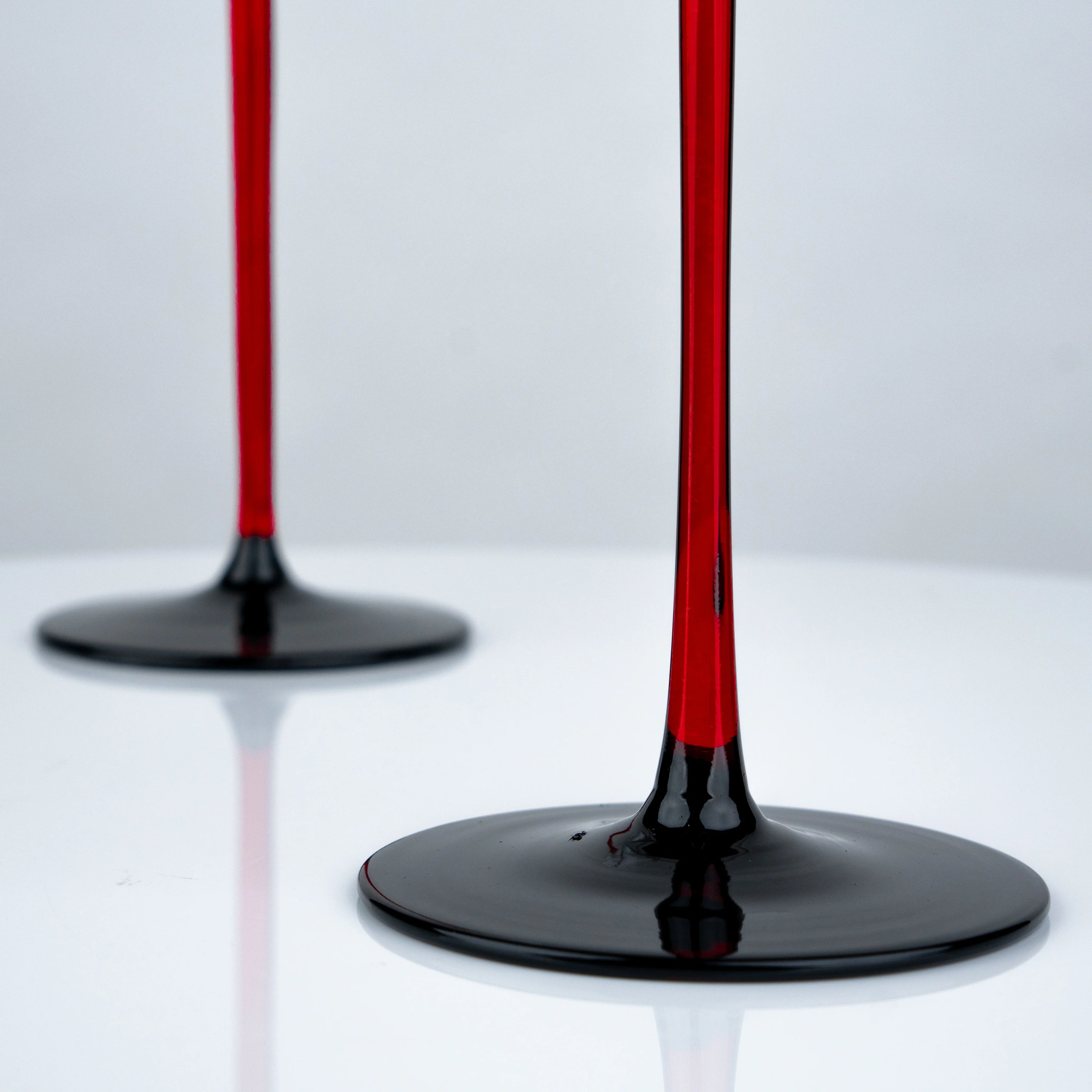 Noir Champagne Flute - Set of 4
