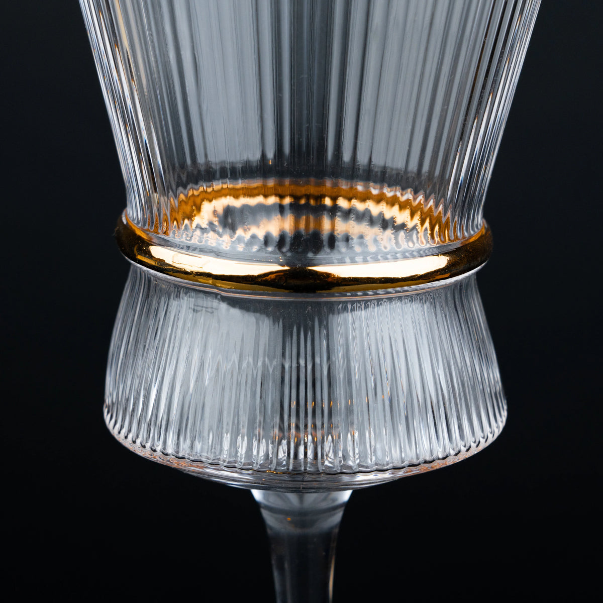 Clear Gold-Rim Wine Glass - Set of 2 – ZINARCH INDIA