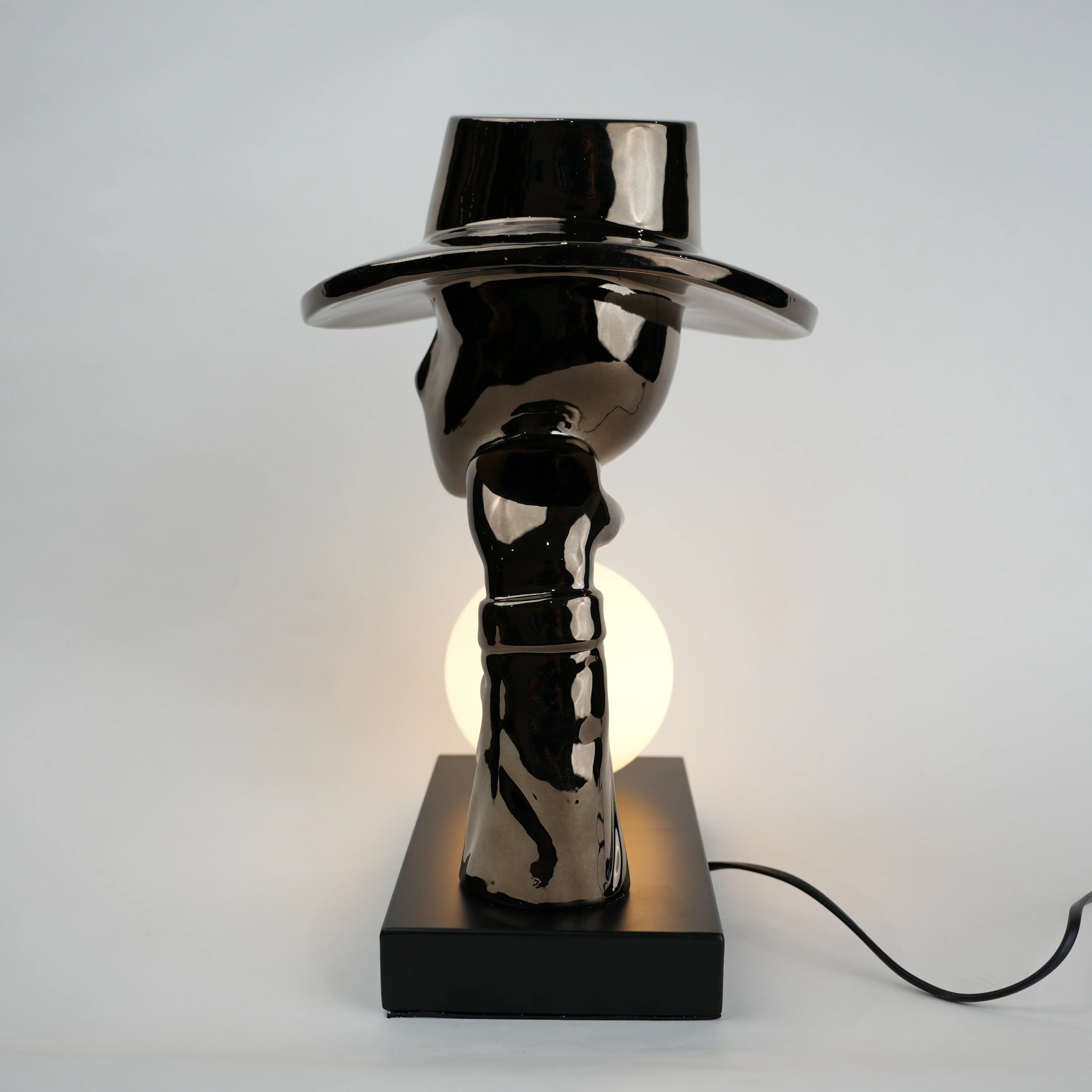Elegant Hat Lamp Black Electroplated