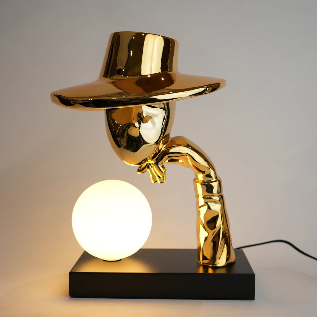 Elegant Hat Lamp Gold