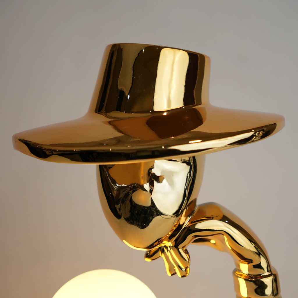 Elegant Hat Lamp Gold