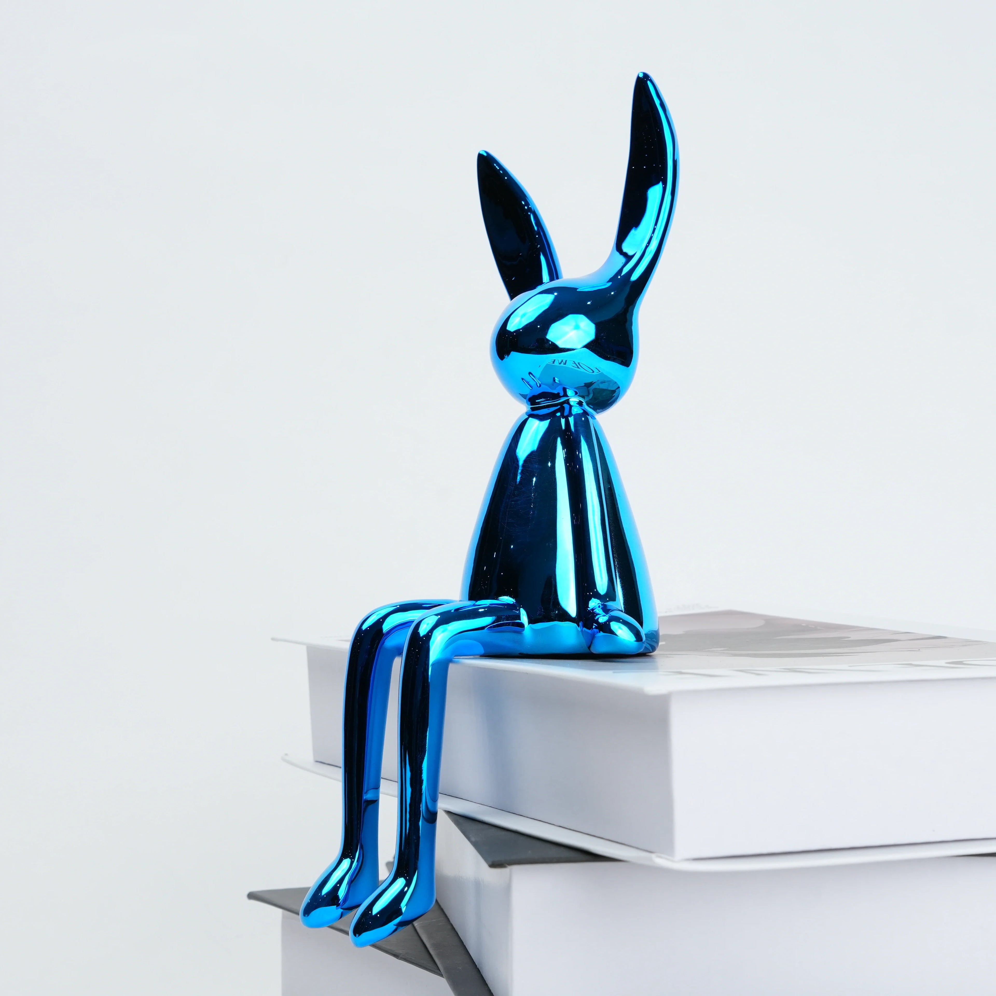 Minimal Bunny Edge Figurine