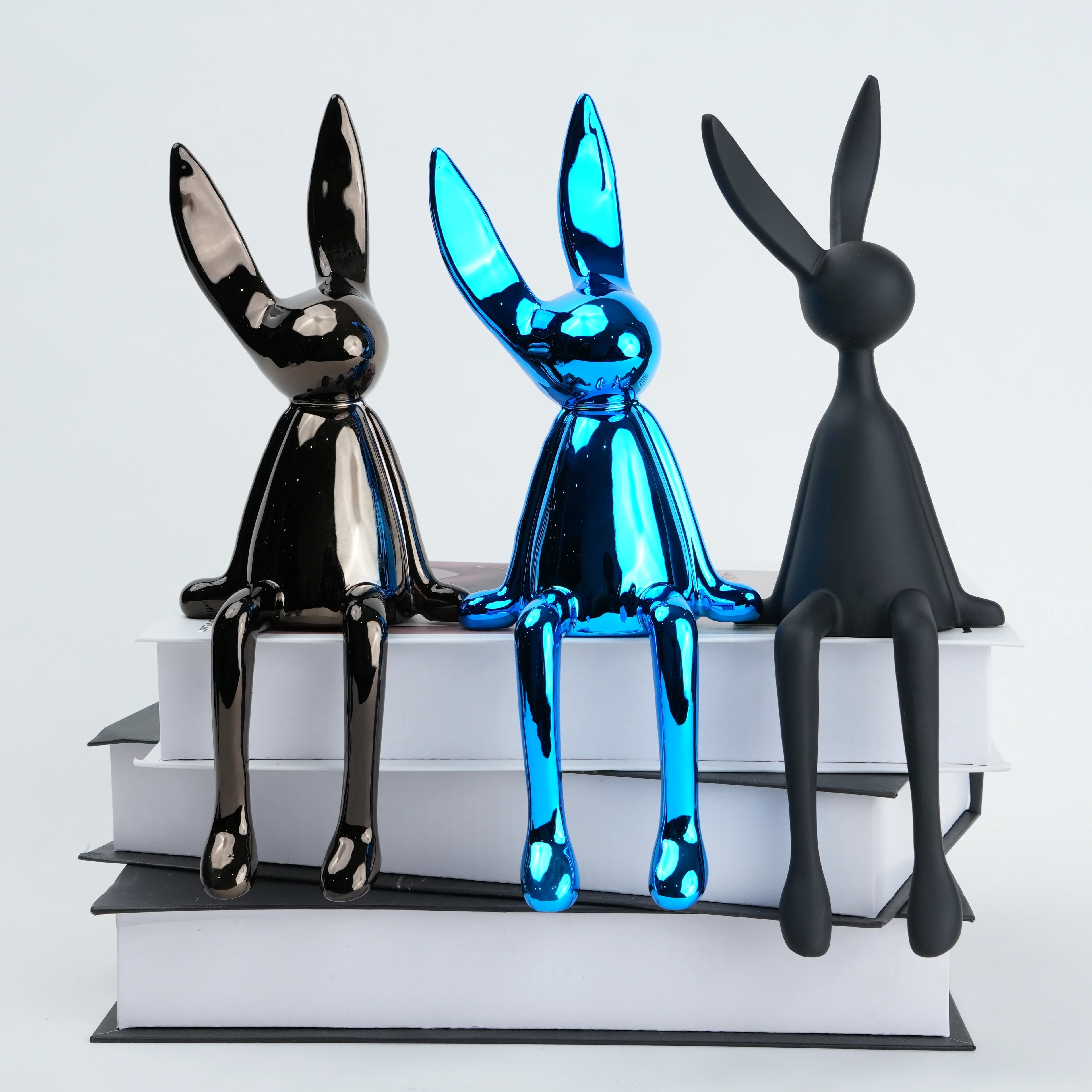 Minimal Bunny Edge Figurine