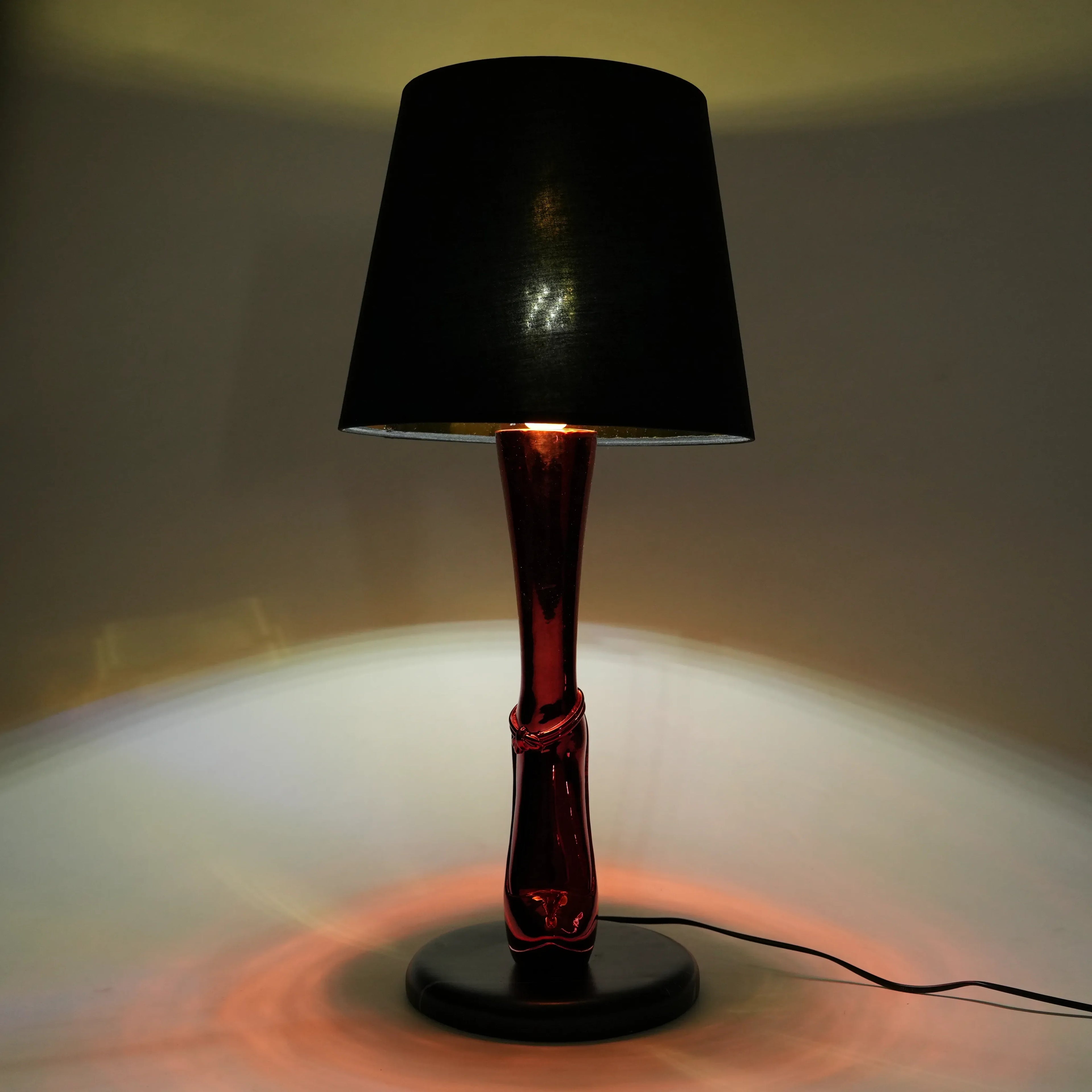 Crimson Heel Table Lamp